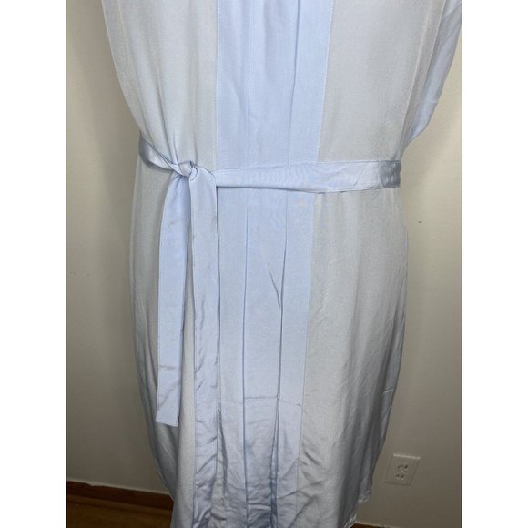 Petite sleeveless buttondown tunic in light blue 100% silk - Picture 3 of 8
